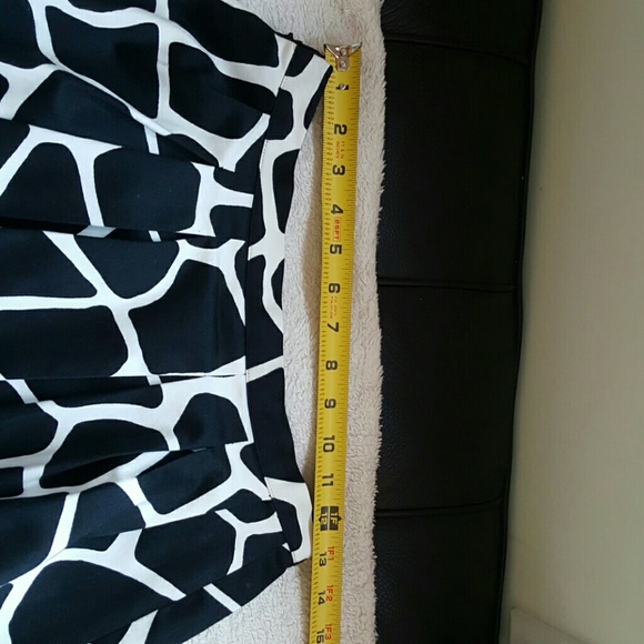 Michael Michael Kors animal print 2 pocket size 2 - Picture 3 of 5